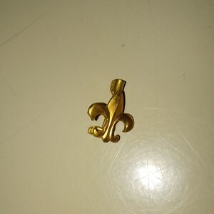 Gold Fleur-de-Lis Pin